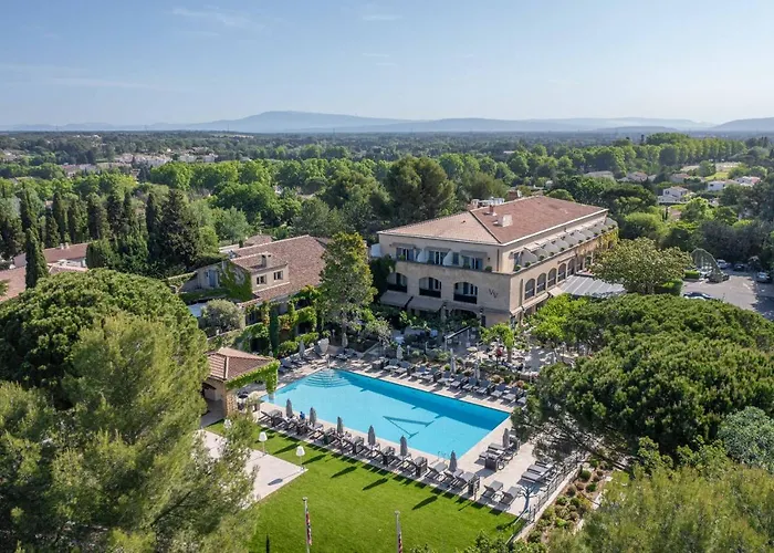 Le Vallon De Valrugues Hotel Spa & Villas