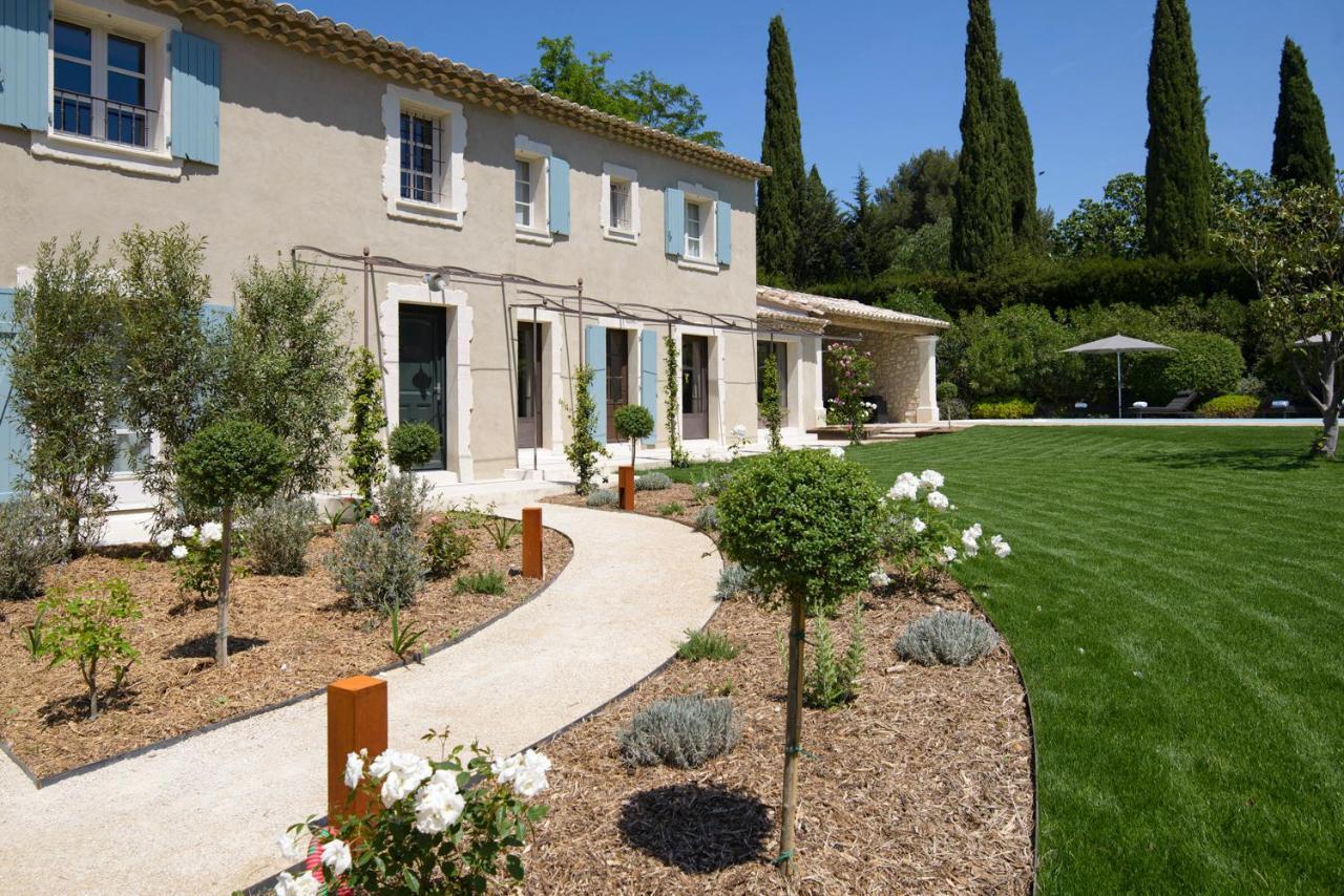 Le Vallon De Valrugues & Hotel Saint-Remy-de-Provence
