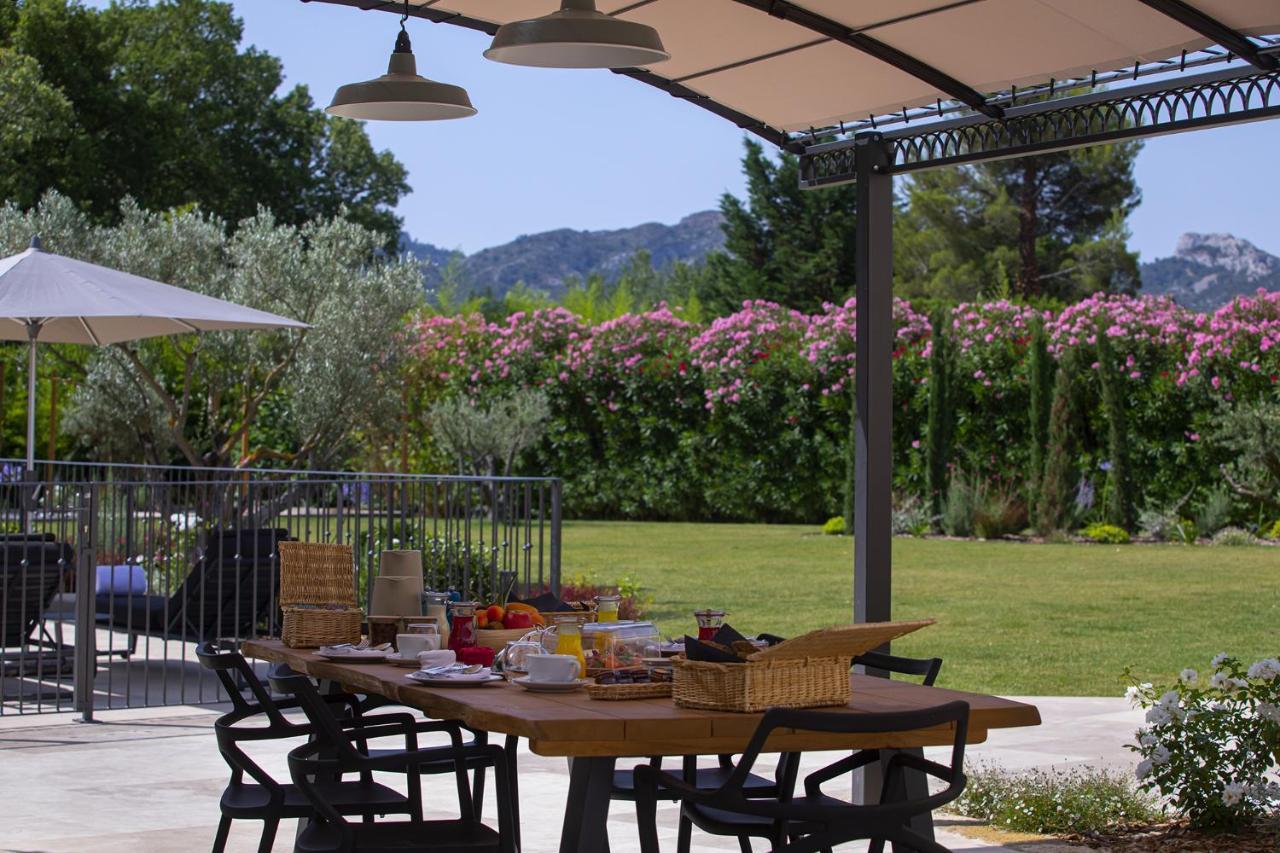 Hotel Le Vallon De Valrugues & Saint-Rémy-de-Provence