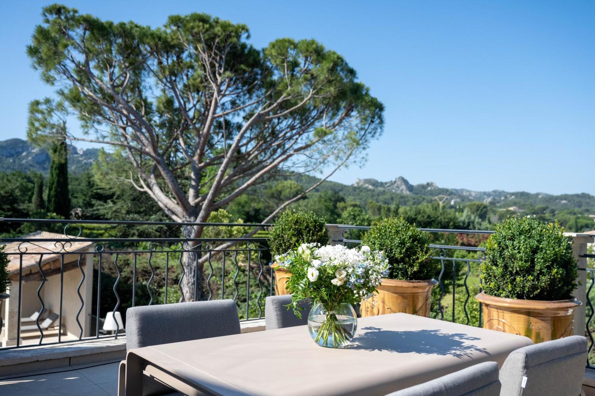Le Vallon De Valrugues & Saint-Remy-de-Provence