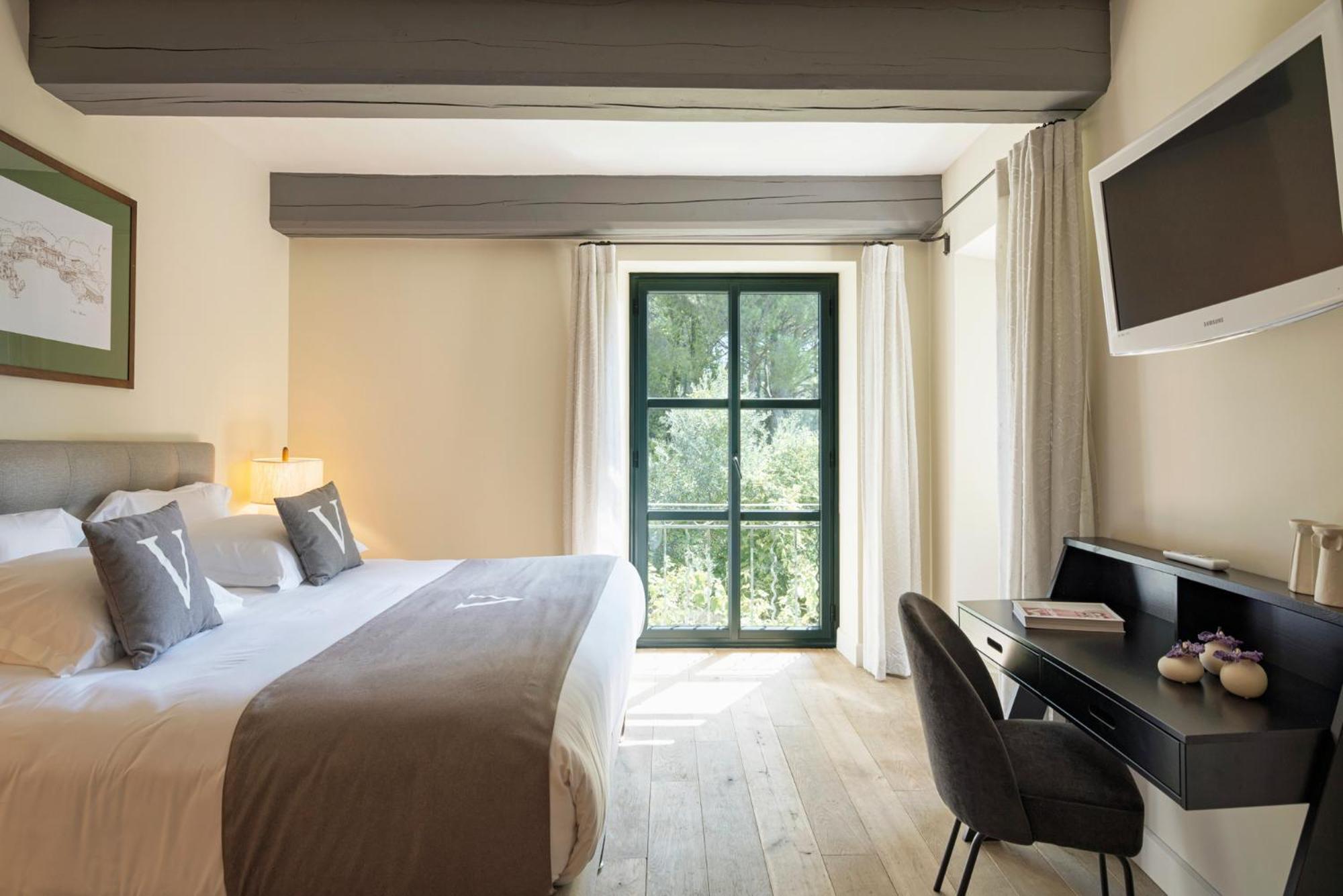Le Vallon De Valrugues & Hotel 5*
