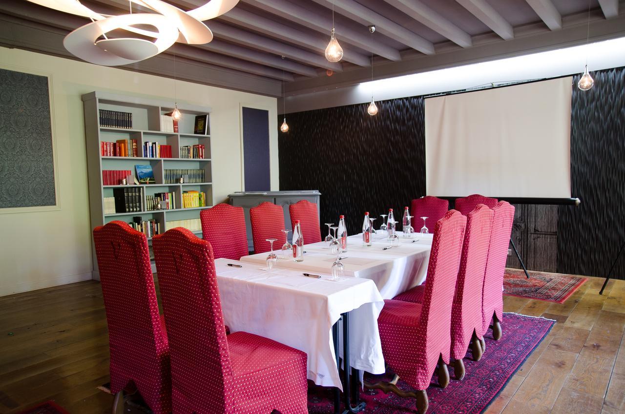 Le Vallon De Valrugues & Hotel